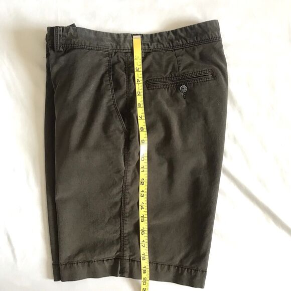 Tommy Bahama 9 Inch Tencel Blend Chino Shorts Men Size 33 Brown Golf Casual EUC - Picture 12 of 14